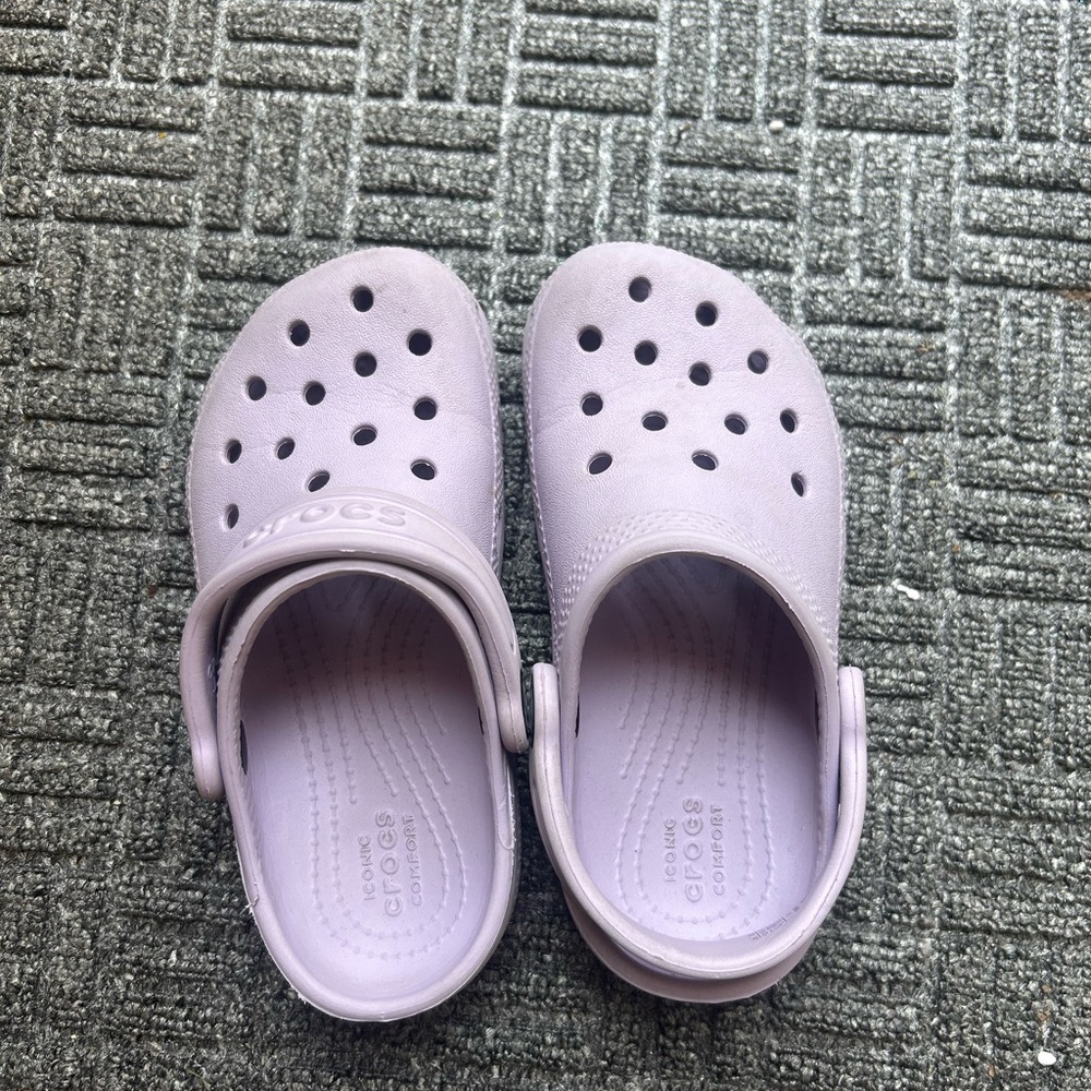 CROCS Purple Sandals Comfortable Slip-On Design